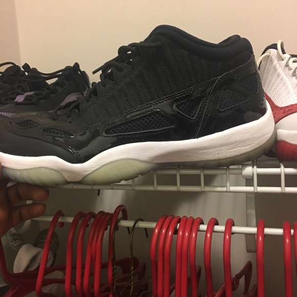 Jordan’s - Picture 2 of 16